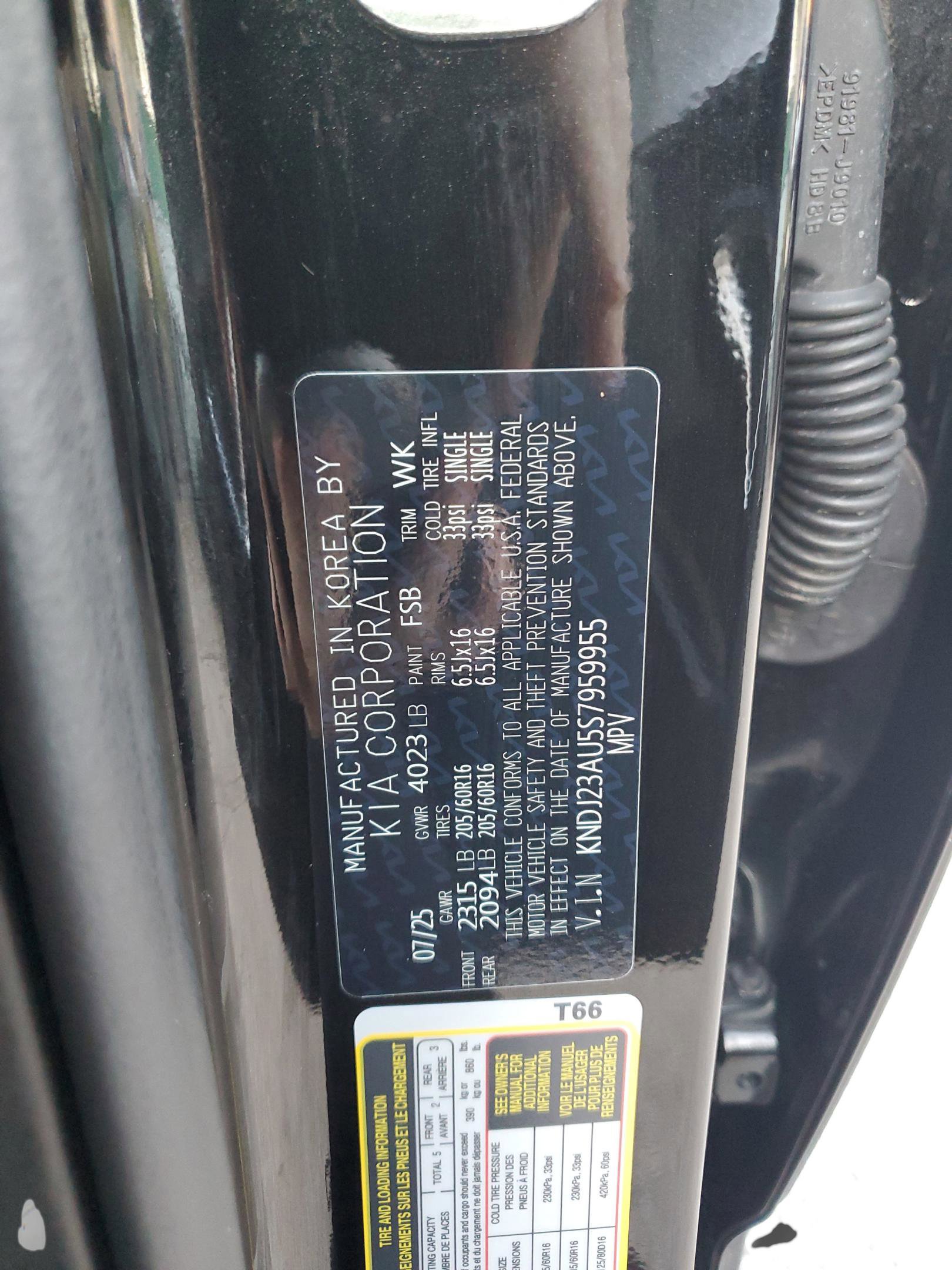 Certified 2025 Kia Soul LX image 31