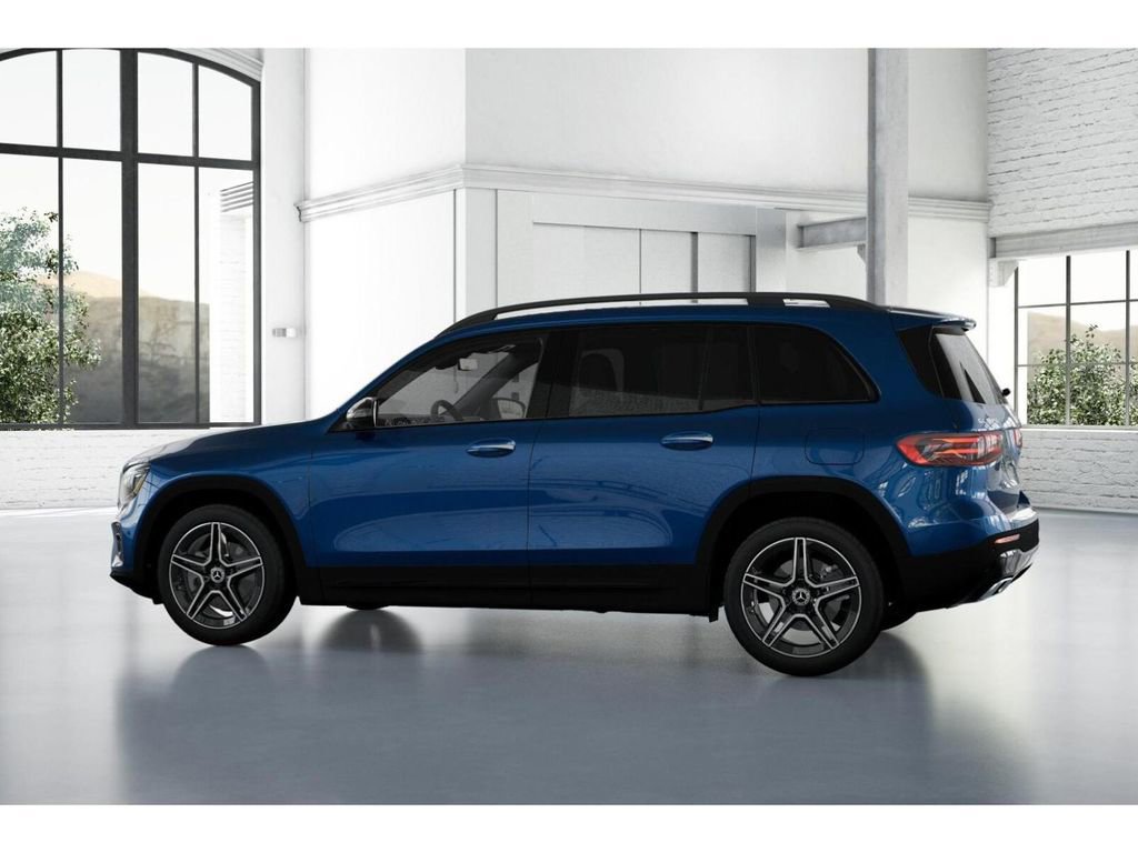 New 2026 Mercedes-Benz GLB 250 4MATIC image 32