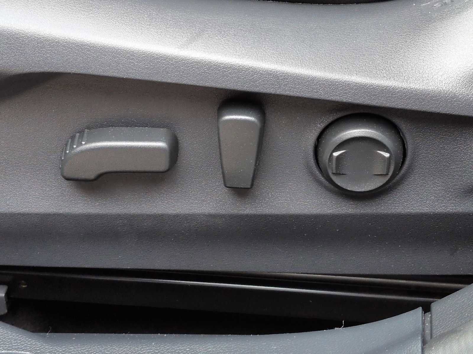 Certified 2025 Subaru Legacy Premium w/ Popular Package #1A image 17