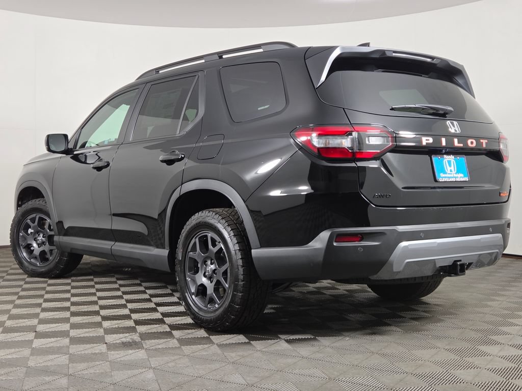 New 2026 Honda Pilot TrailSport image 13