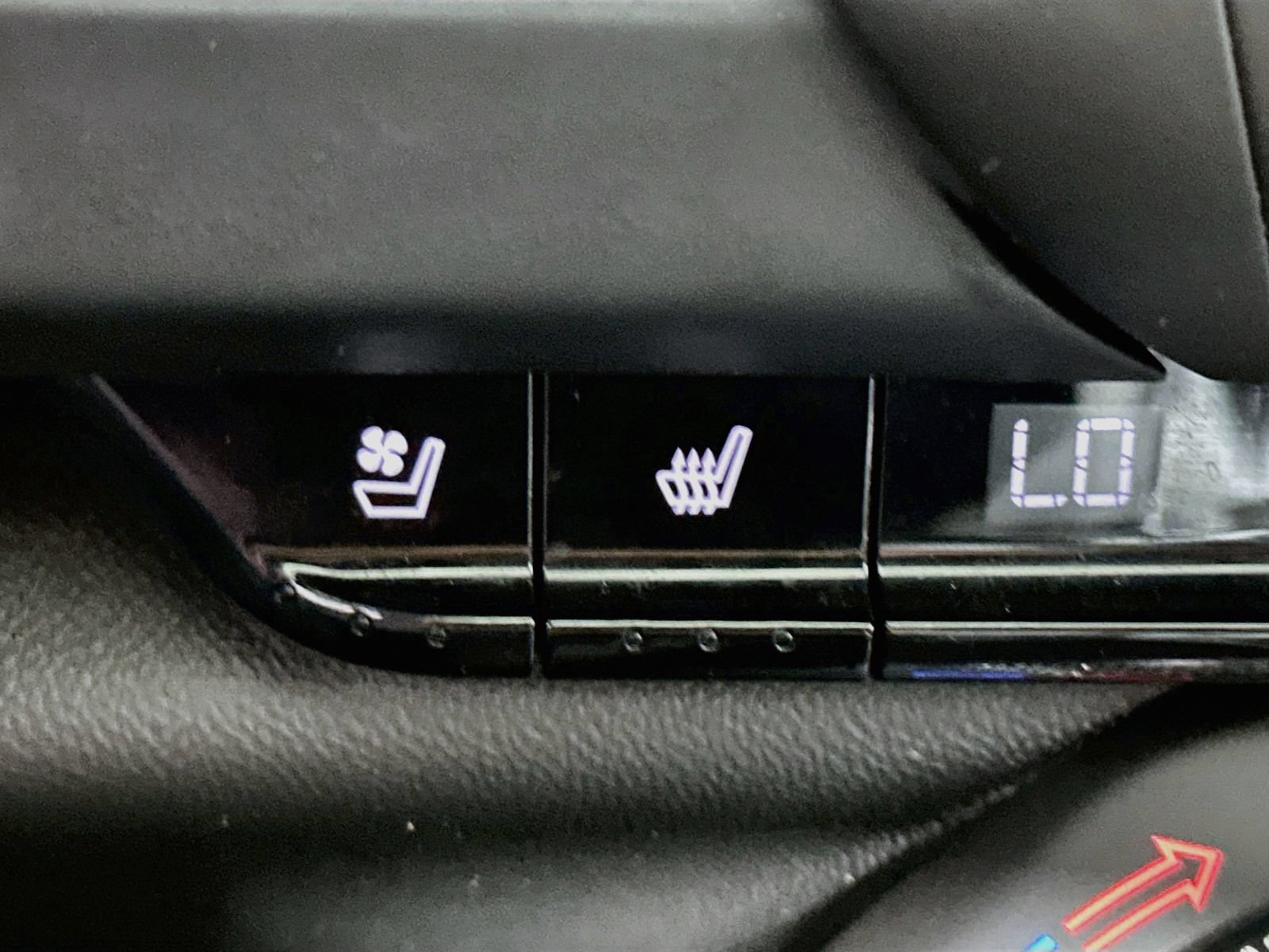 Used 2016 Chevrolet Camaro SS RWD image 22