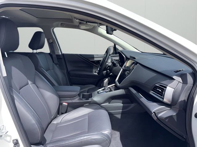 Used 2025 Subaru Outback Limited image 13
