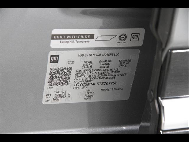 New 2026 Cadillac Vistiq Premium Luxury w/ LPO, Floor Liner Package AWD/4WD image 24