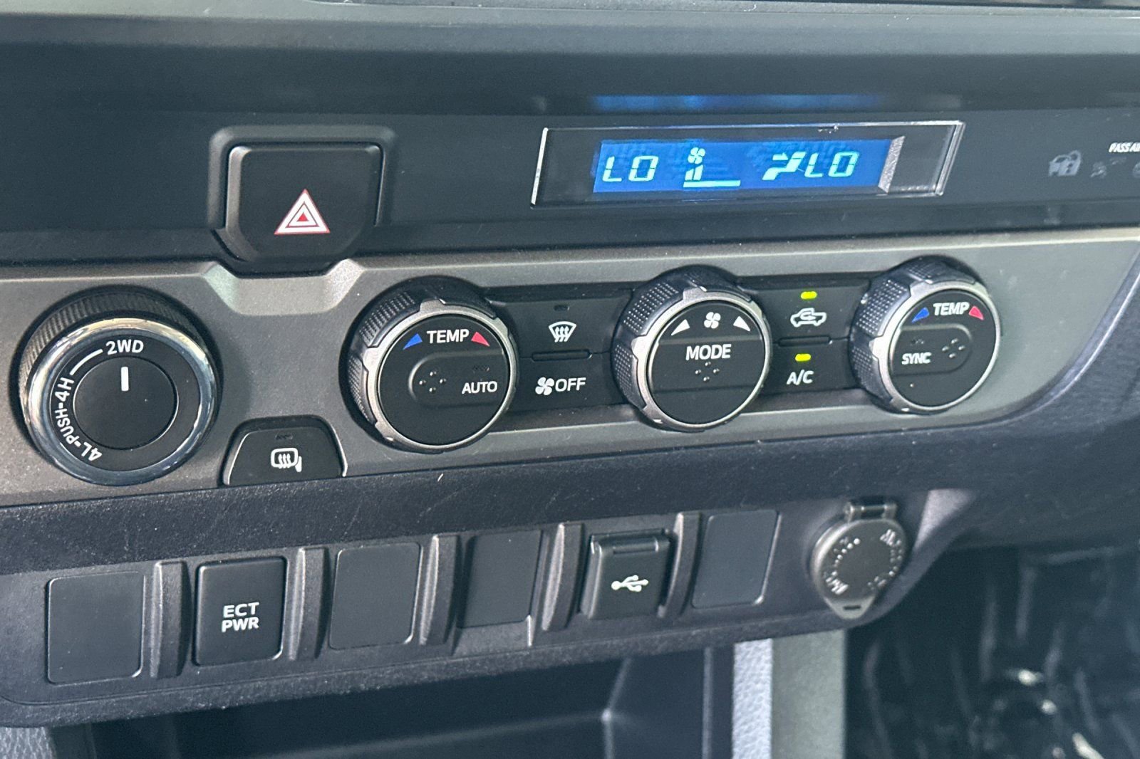 Certified 2022 Toyota Tacoma SR image 23