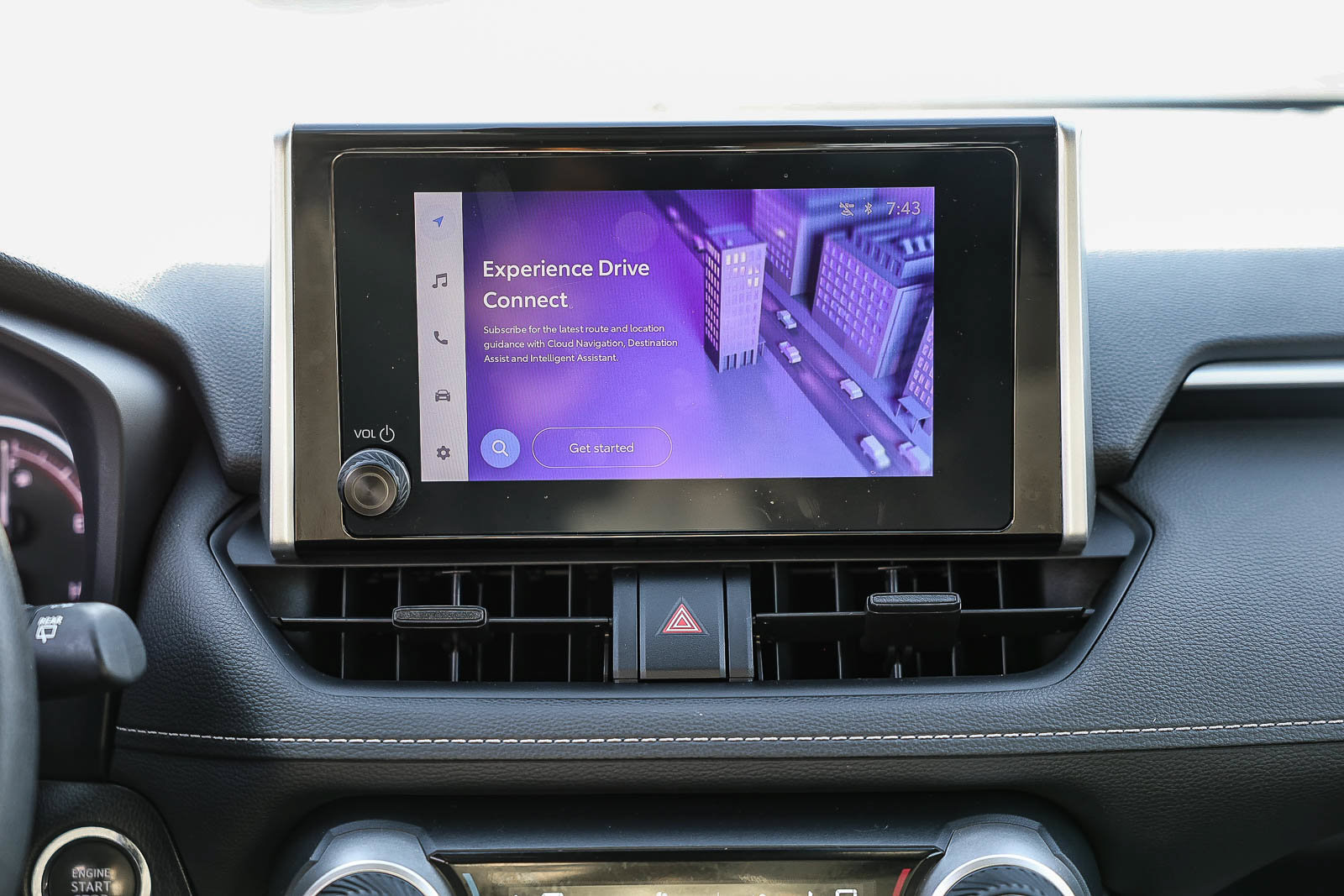 Used 2025 Toyota RAV4 XLE FWD image 4