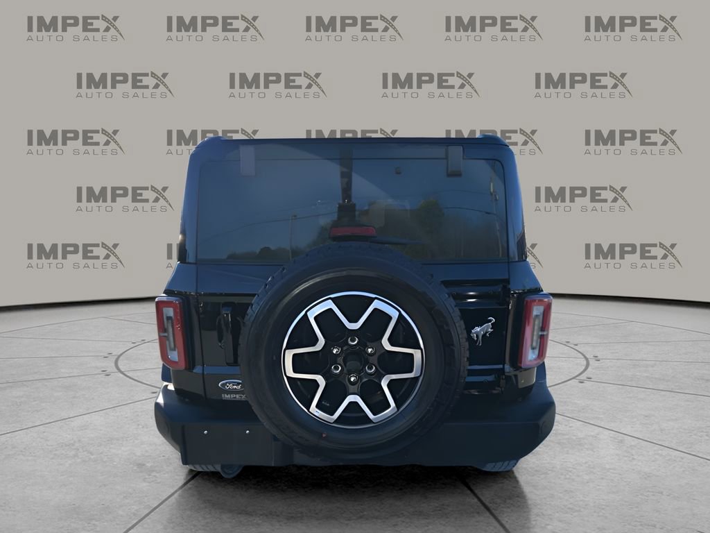 Used 2025 Ford Bronco Outer Banks image 12
