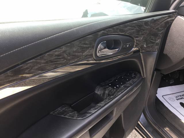 Used 2014 Buick Enclave Leather AWD/4WD image 15