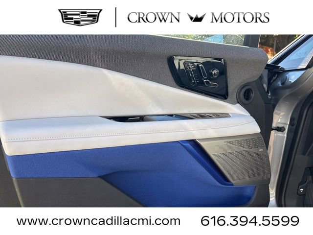 New 2026 Cadillac Optiq Sport 2 image 10