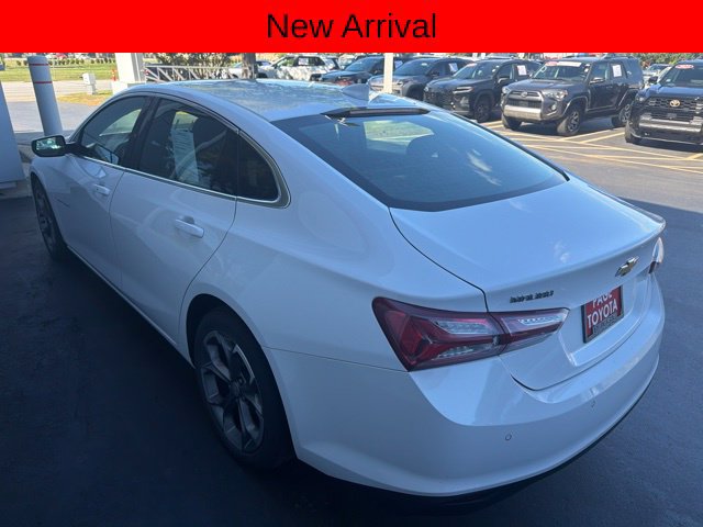Used 2021 Chevrolet Malibu LT FWD image 1
