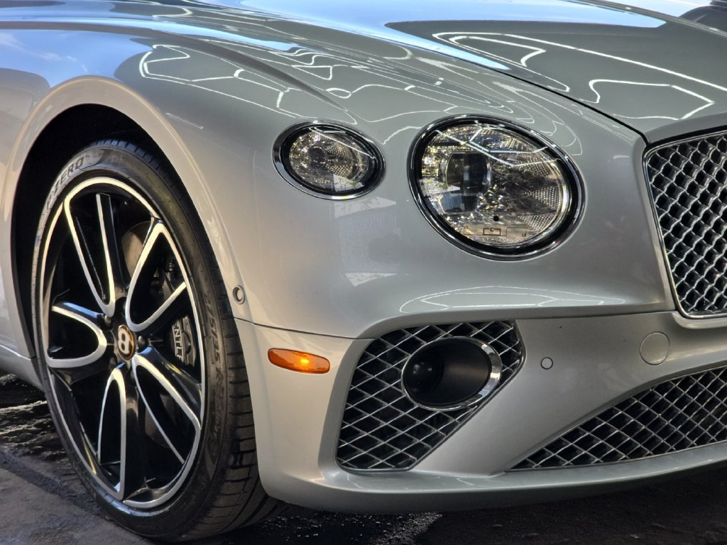 Used 2020 Bentley Continental GT AWD/4WD image 40