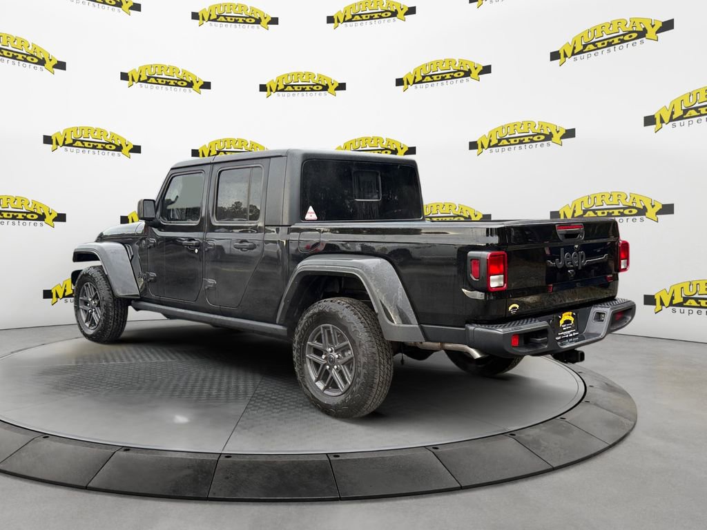New 2025 Jeep Gladiator Sport image 3