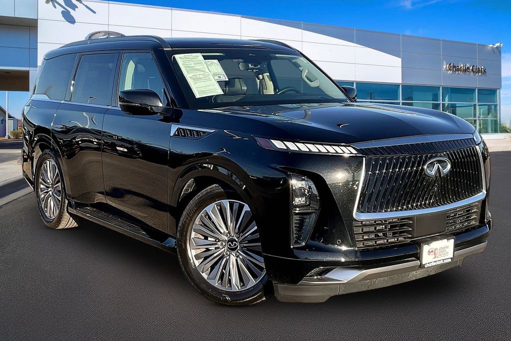 Used 2025 INFINITI QX80 Sensory image 11