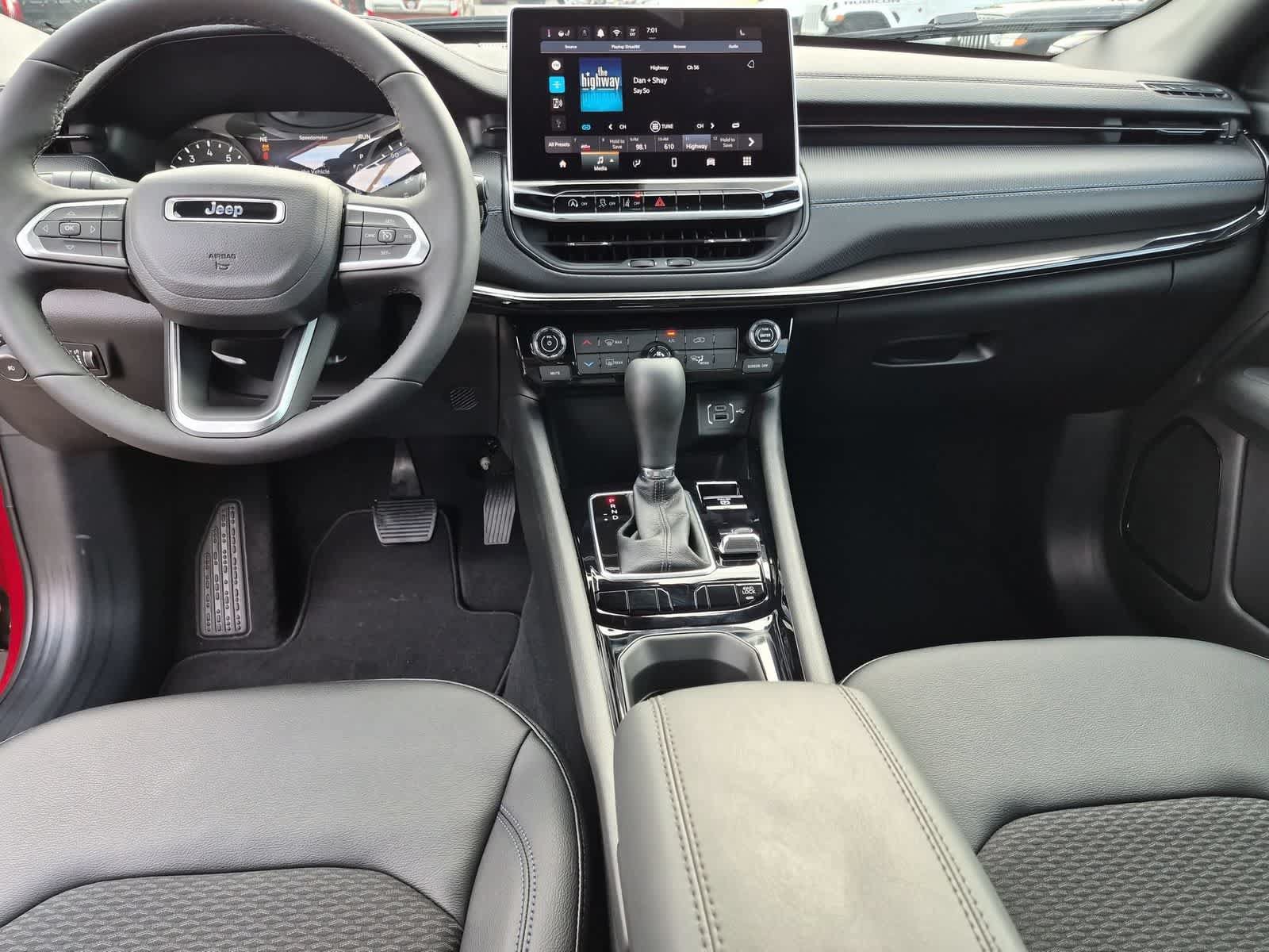 New 2026 Jeep Compass Latitude AWD/4WD image 14