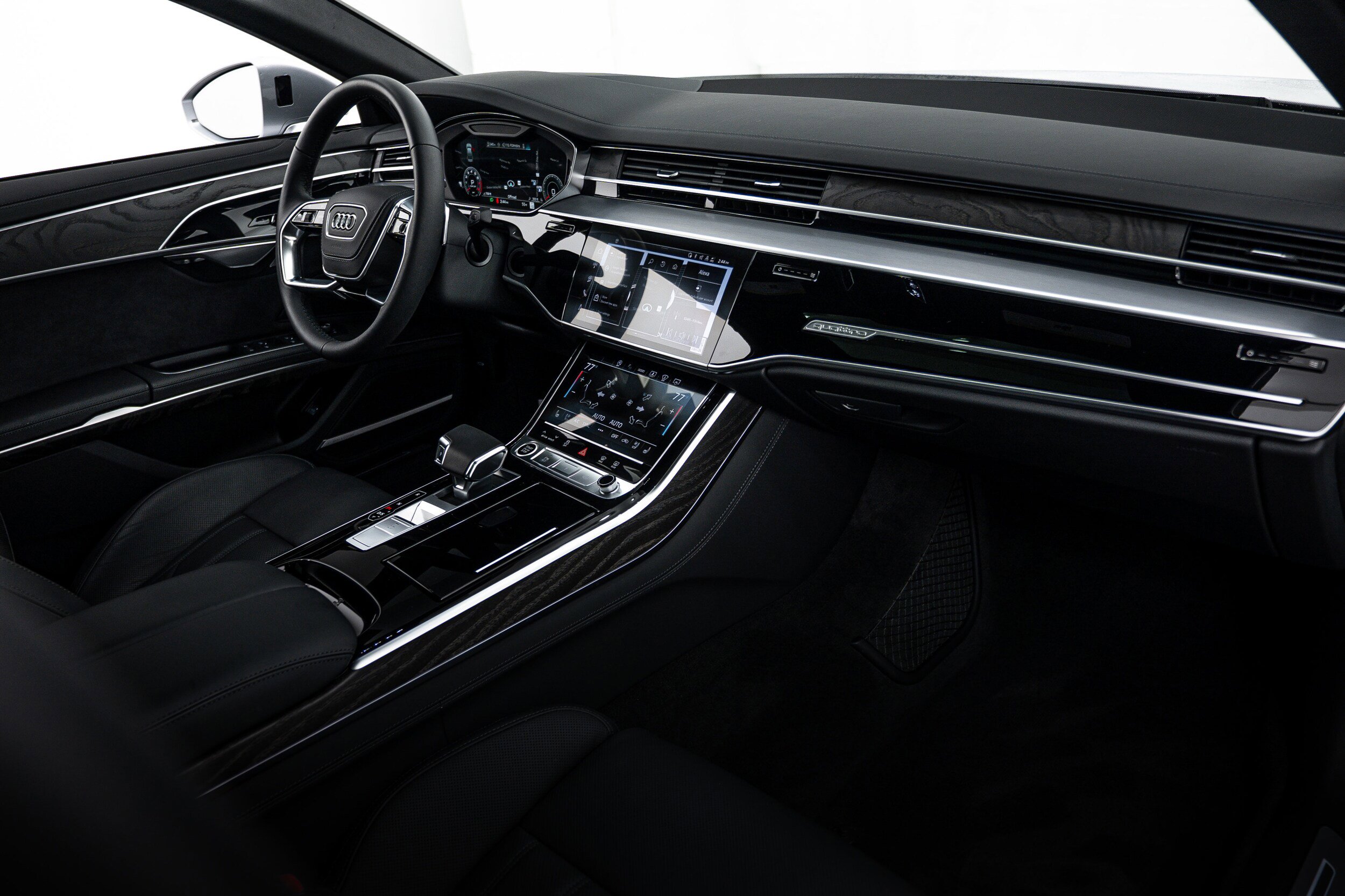 Used 2025 Audi A8 L 3.0T AWD/4WD image 8