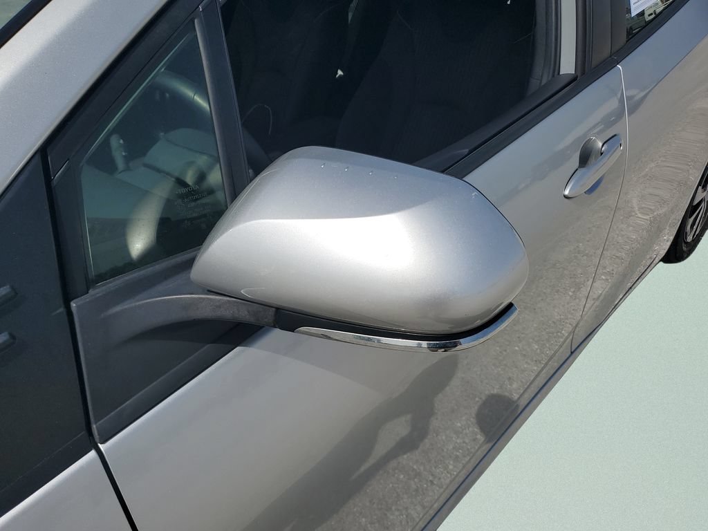 Certified 2021 Toyota Prius Prime LE FWD image 25