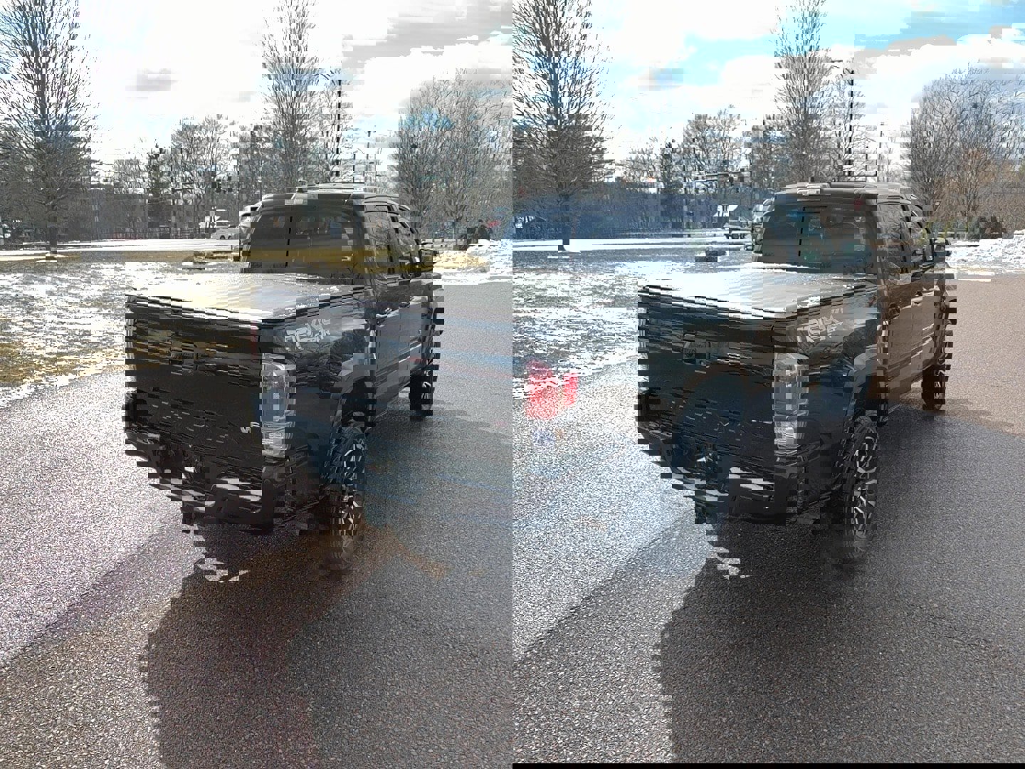 Used 2022 Toyota Tacoma image 5