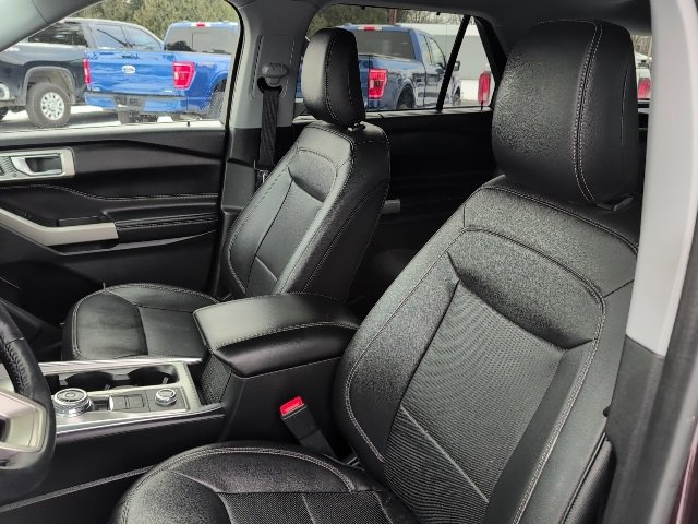Used 2022 Ford Explorer Limited w/ Equipment Group 301A image 42