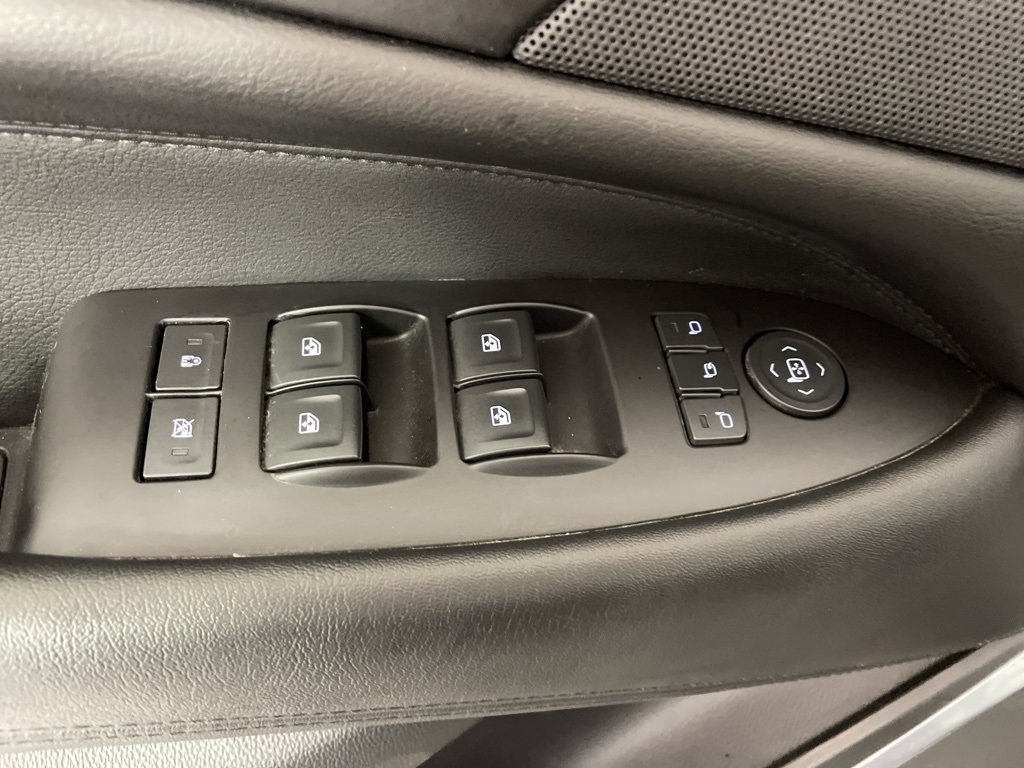 Used 2020 Cadillac Escalade 4WD image 9