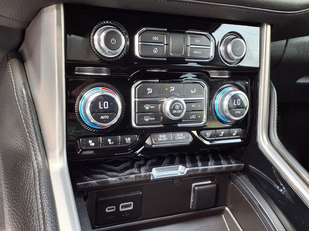 Used 2023 GMC Yukon XL Denali image 22