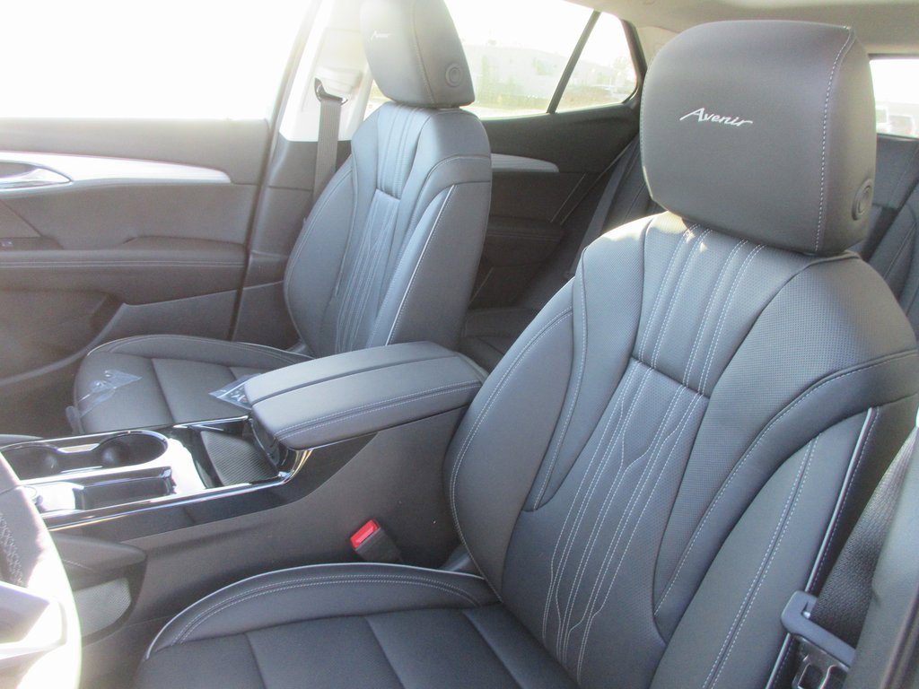 New 2026 Buick Envision Avenir image 13