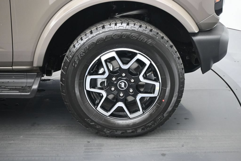 New 2026 Ford Bronco Outer Banks AWD/4WD image 22