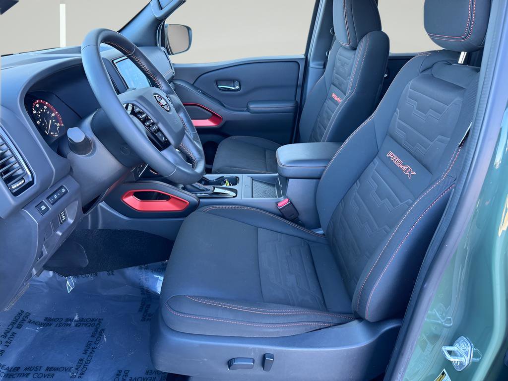Used 2022 Nissan Frontier PRO-4X image 10