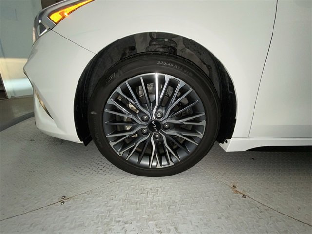 Used 2023 Kia Forte GT-Line w/ GT-Line Technology Package image 10