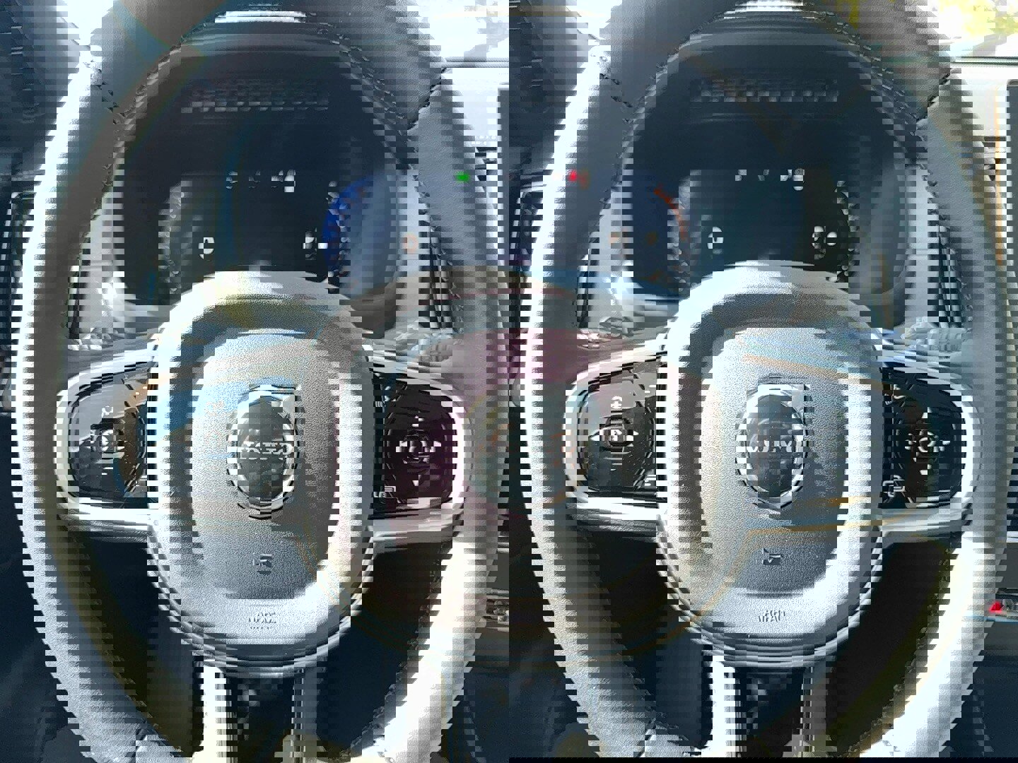 New 2026 Volvo XC90 B5 Ultra image 21