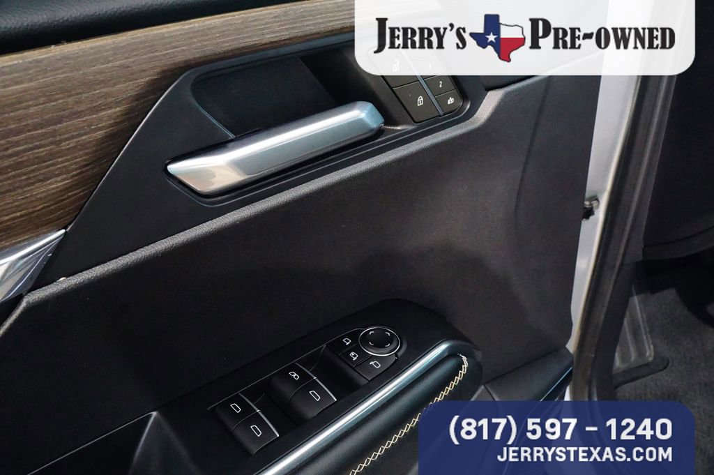 Used 2025 GMC Acadia Denali FWD image 16