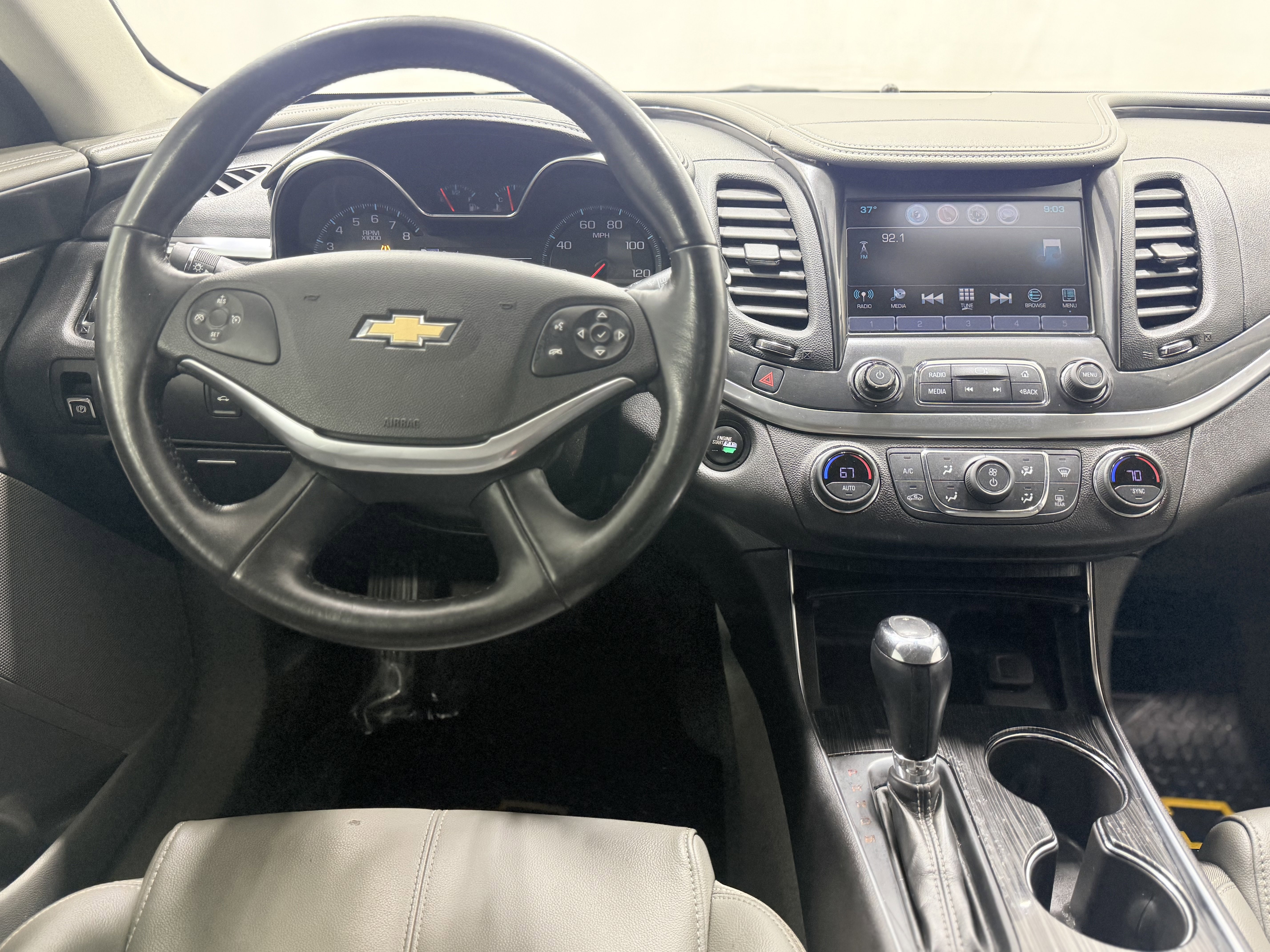 Used 2018 Chevrolet Impala LT image 23