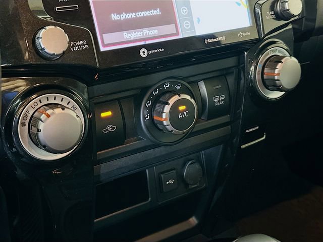 Used 2021 Toyota 4Runner Venture w/ Moonroof Package image 19