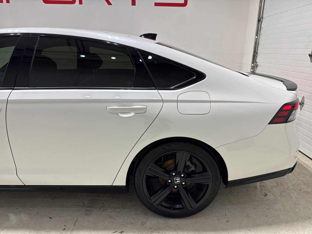 Used 2023 Honda Accord Sport image 6