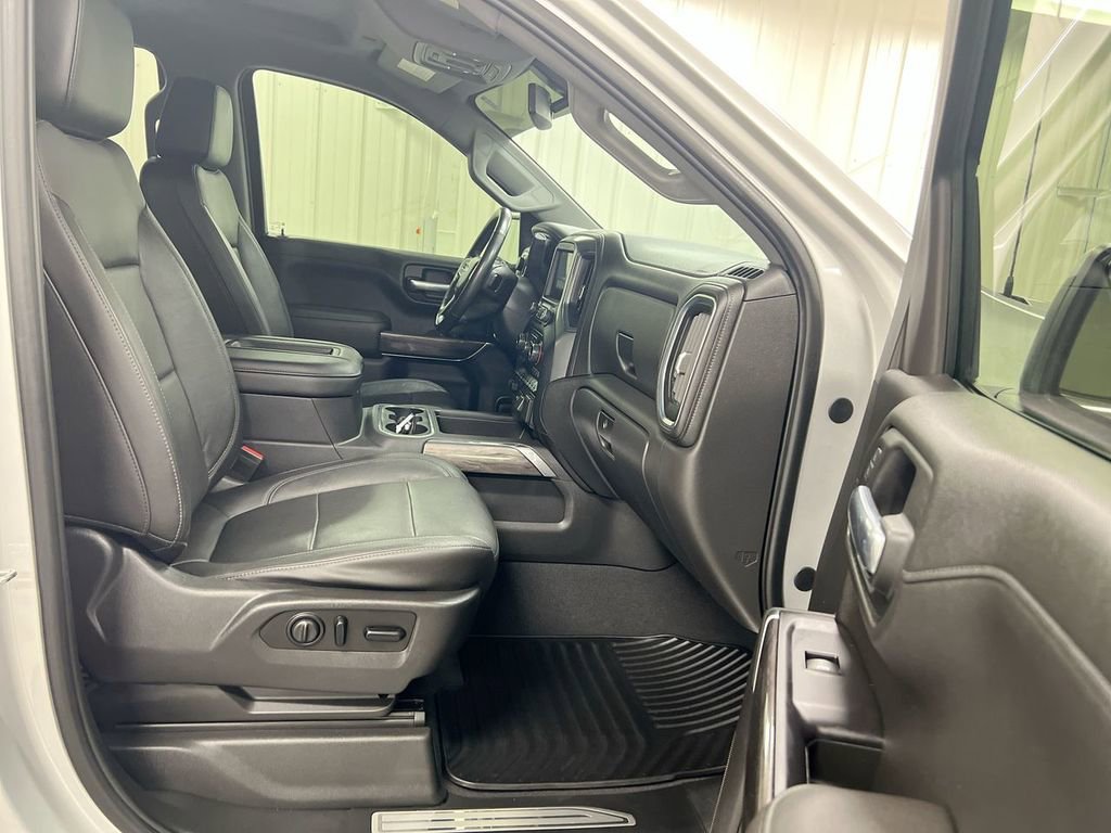 Used 2019 Chevrolet Silverado 1500 LTZ w/ LTZ Plus Package AWD/4WD image 21