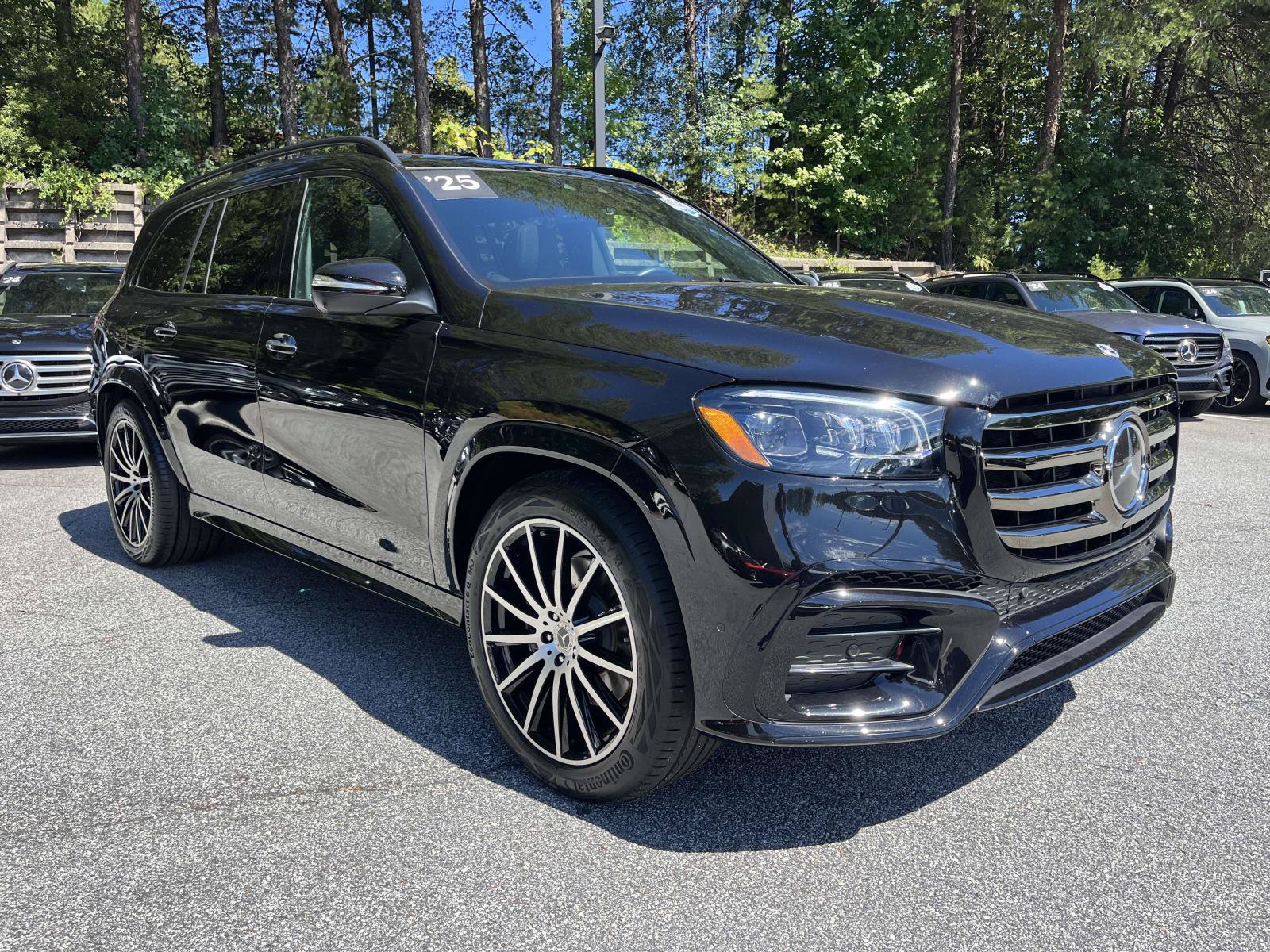 Certified 2025 Mercedes-Benz GLS 450 4MATIC image 4