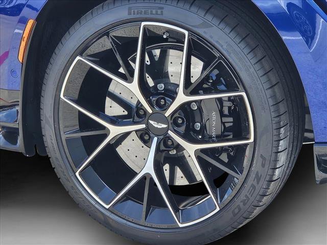 Used 2026 Aston Martin DBX 707 AWD/4WD image 9
