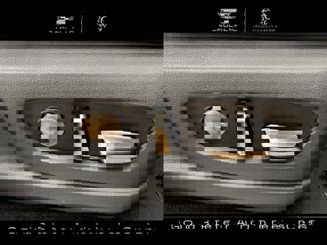 Used 2025 Lexus LX 600 4WD w/ Appearance Package image 27