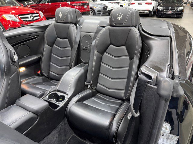 Used 2015 Maserati GranTurismo Sport image 12