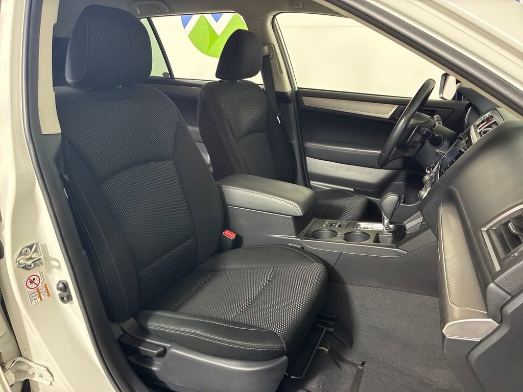 Used 2017 Subaru Outback 2.5i Premium image 31