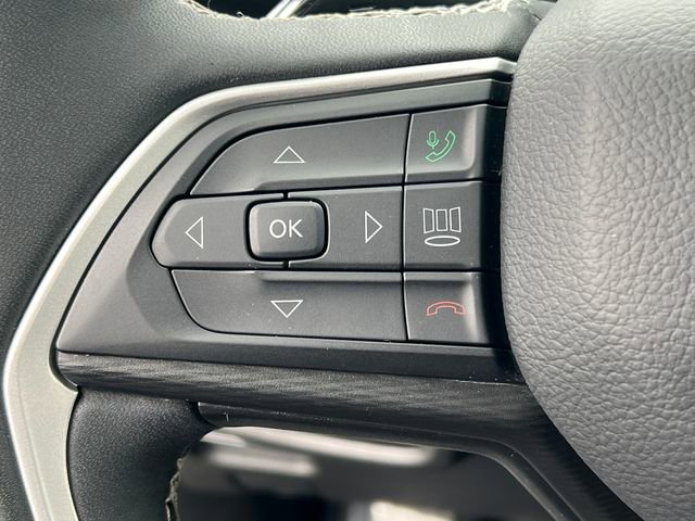 Certified 2023 Jeep Grand Cherokee L Laredo AWD/4WD image 21