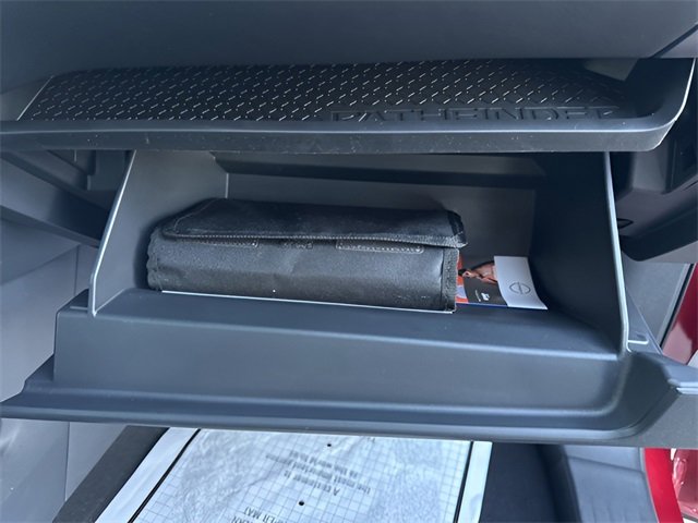 Used 2023 Nissan Pathfinder SL image 22