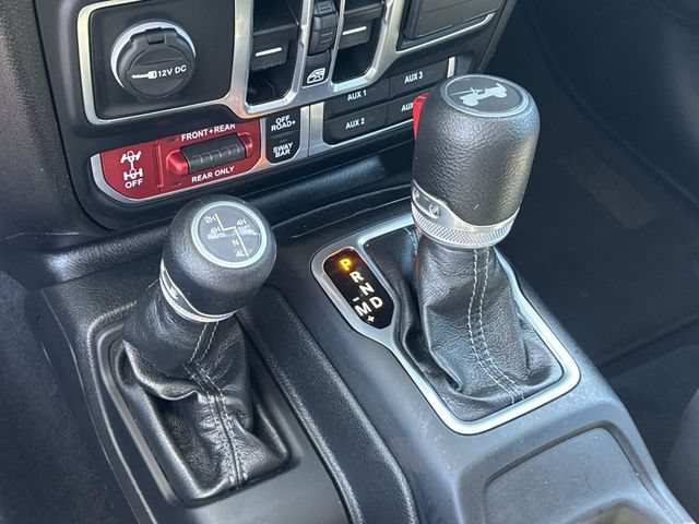 Used 2024 Jeep Wrangler Unlimited Rubicon 4xe AWD/4WD image 16
