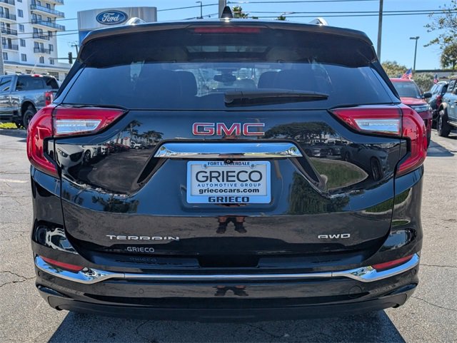 Used 2022 GMC Terrain Denali image 12