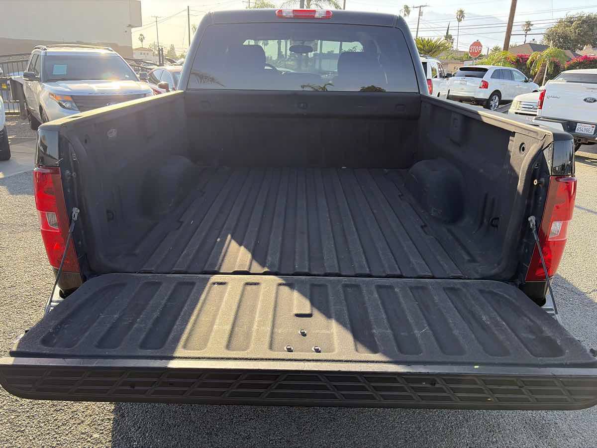 Used 2009 Chevrolet Silverado 1500 LT w/ Power Pack Plus RWD image 18