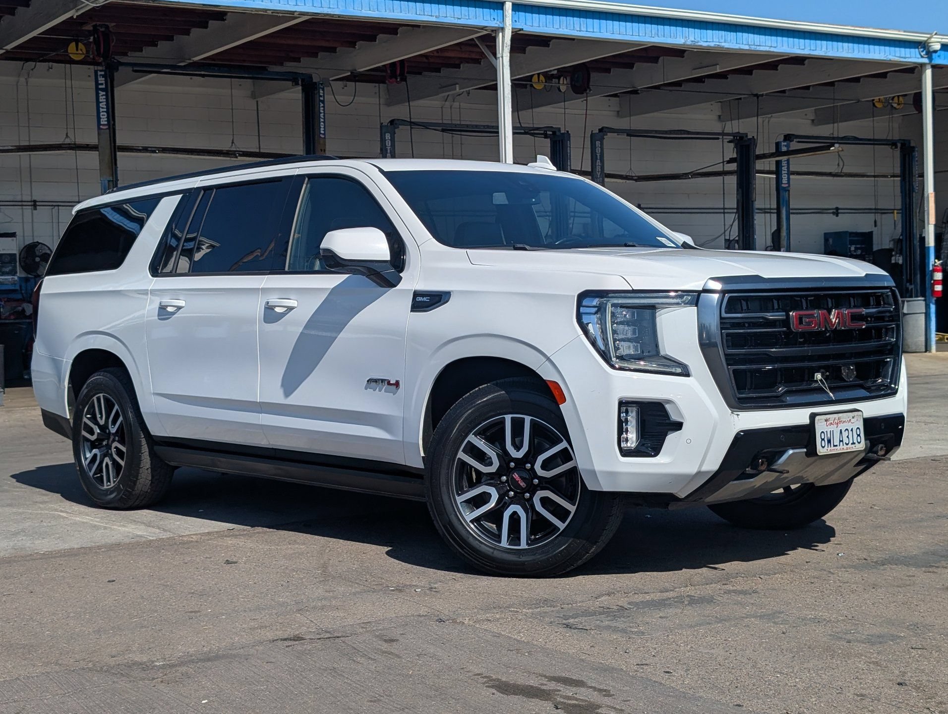 Certified 2021 GMC Yukon XL AT4 AWD/4WD image 2