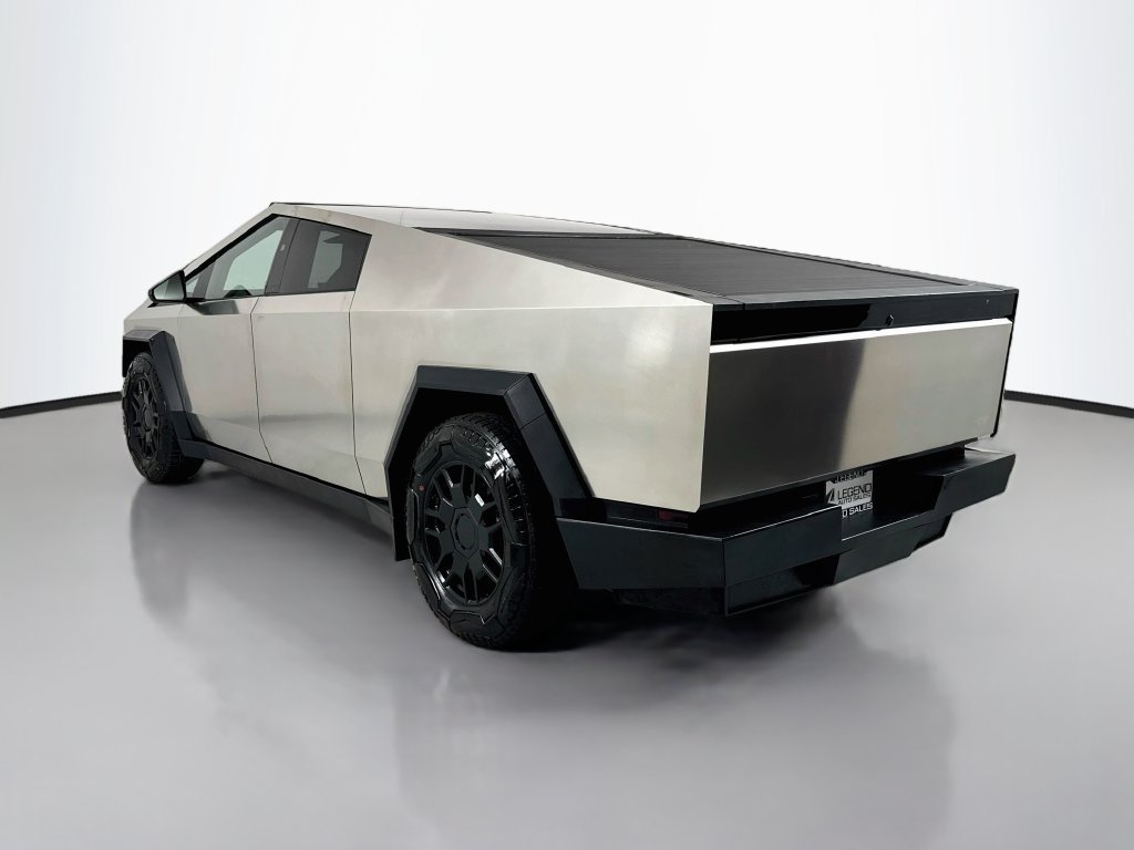 Used 2024 Tesla Cybertruck Cyberbeast AWD/4WD image 8