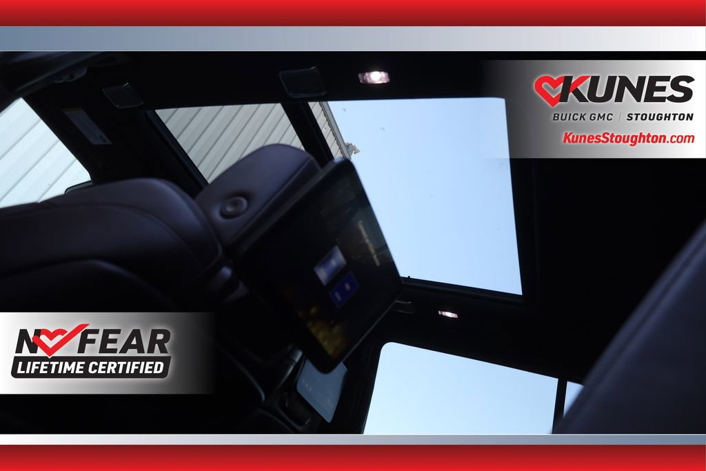 Used 2024 Cadillac Escalade ESV Sport Platinum w/ LPO, ONYX Package image 72