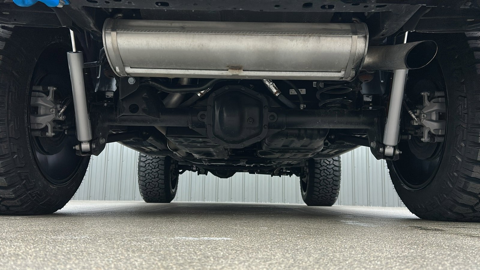 Used 2023 Jeep Wrangler Unlimited Sahara image 17