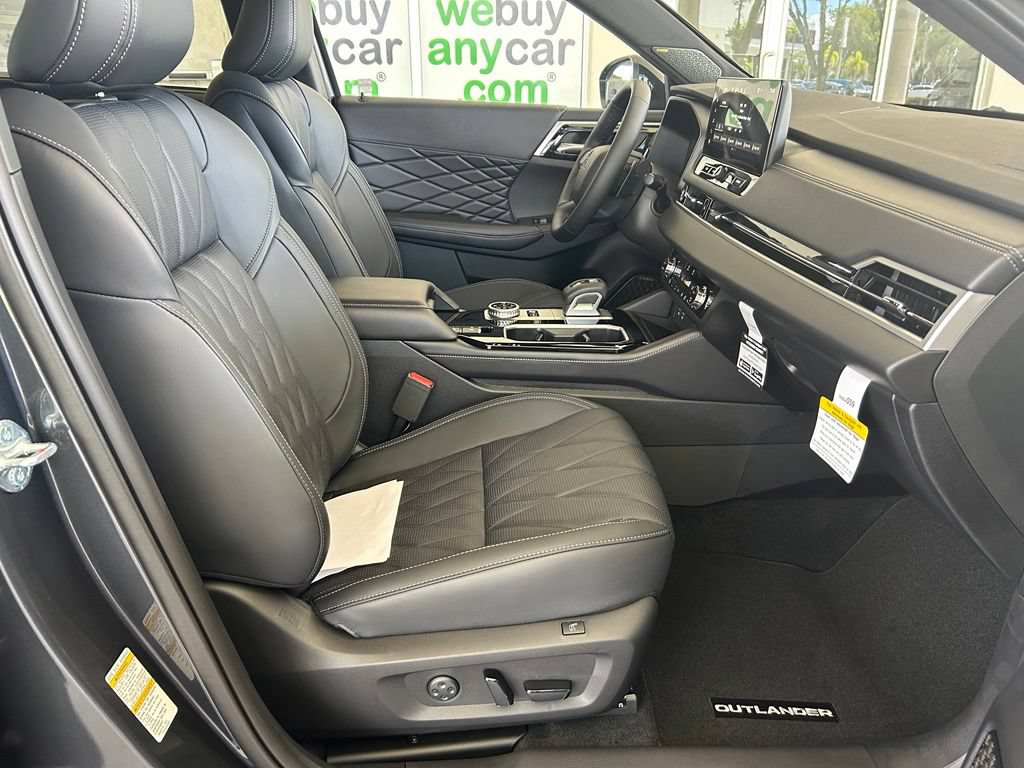New 2026 Mitsubishi Outlander 4WD Plug-In Hybrid image 24