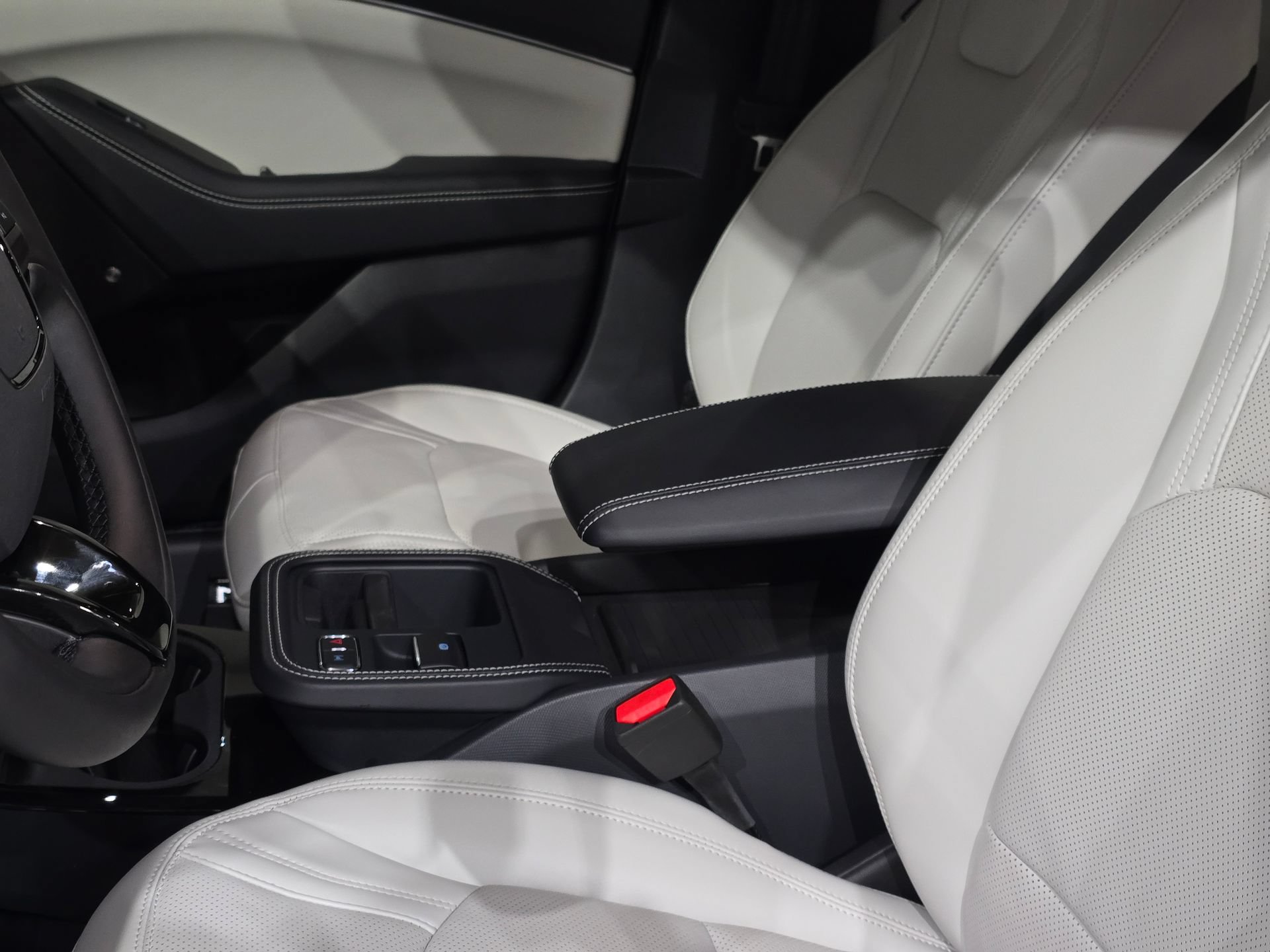New 2025 Ford Mustang Mach-E Premium AWD/4WD image 20