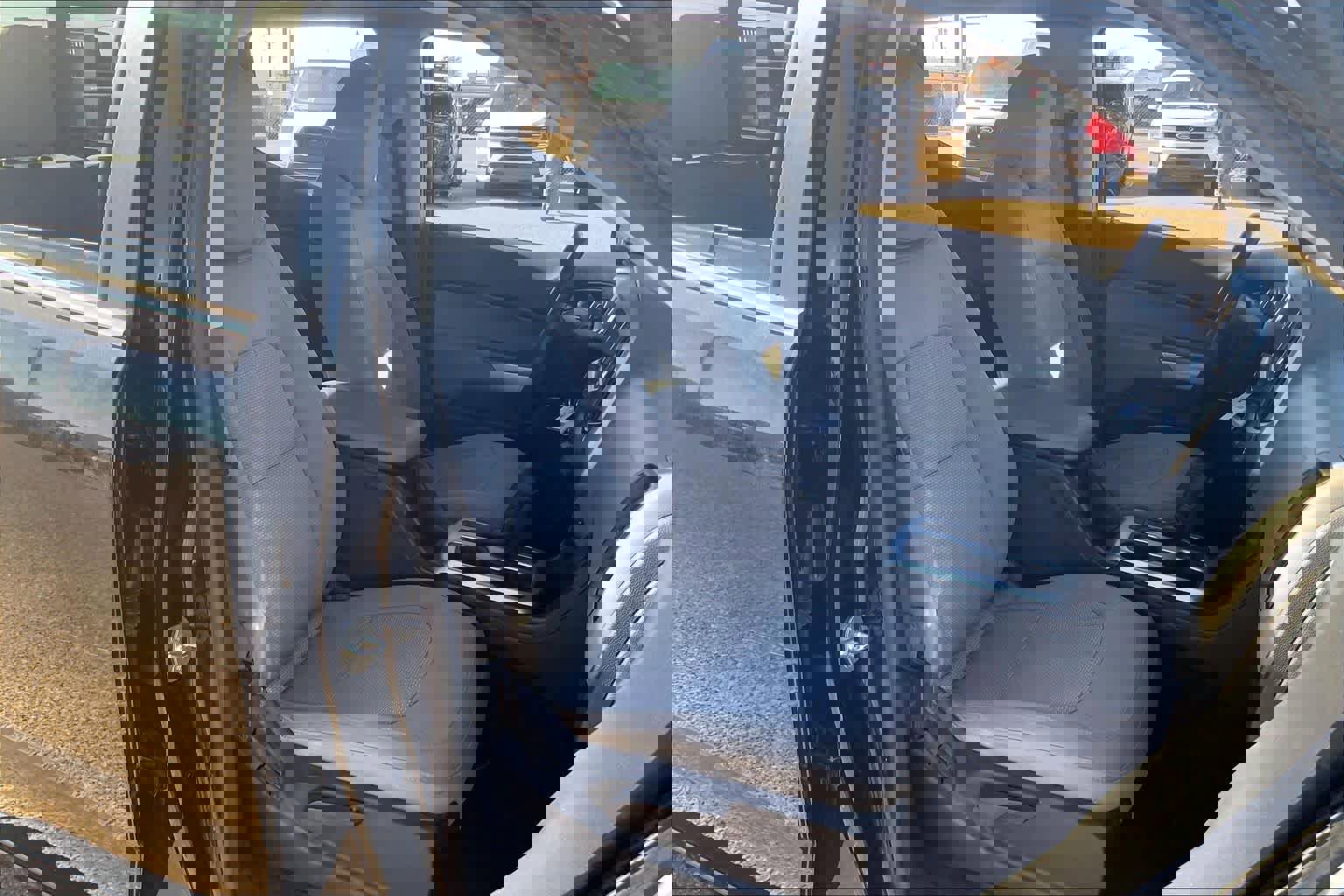 Used 2016 Chevrolet Colorado LT w/ LT Convenience Package image 8